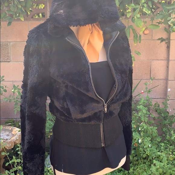 Hooded faux fur bomber jacket by: Ambiance - Picture 3 of 16